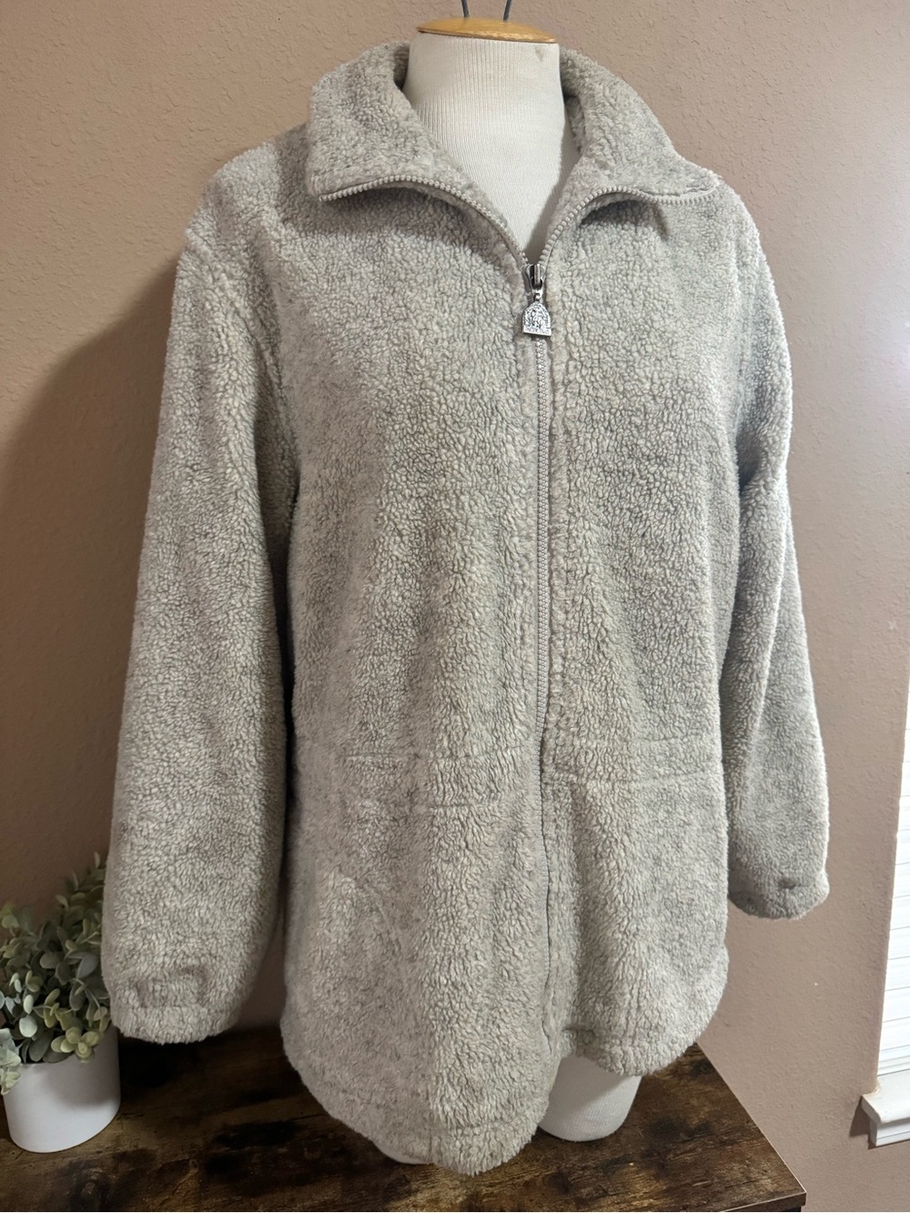 VTG Pacific Trail Light Gray Sherpa Style Zip Jacket